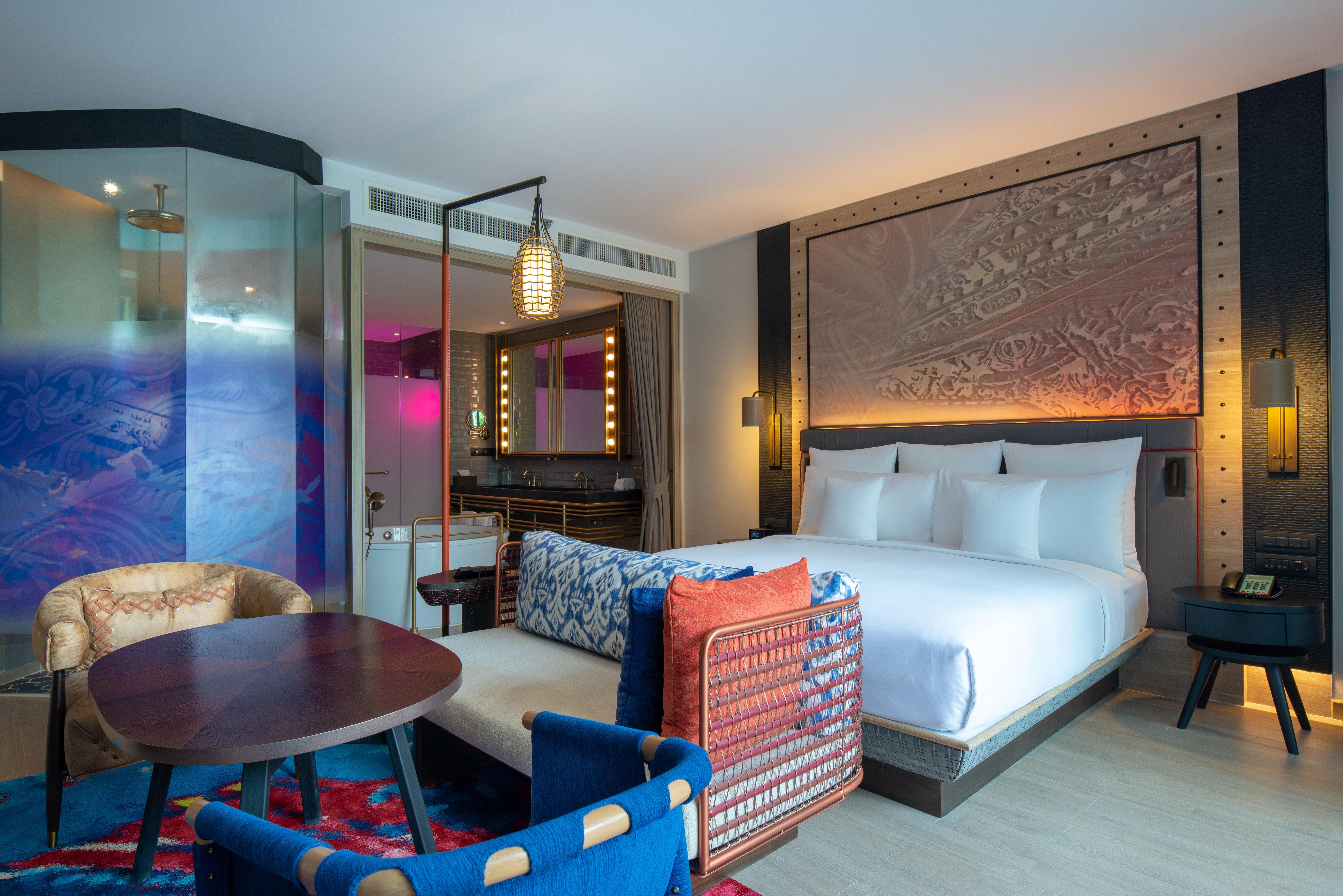 Hotel Indigo Phuket Patong By Ihg Ngoại thất bức ảnh A suite at the hotel