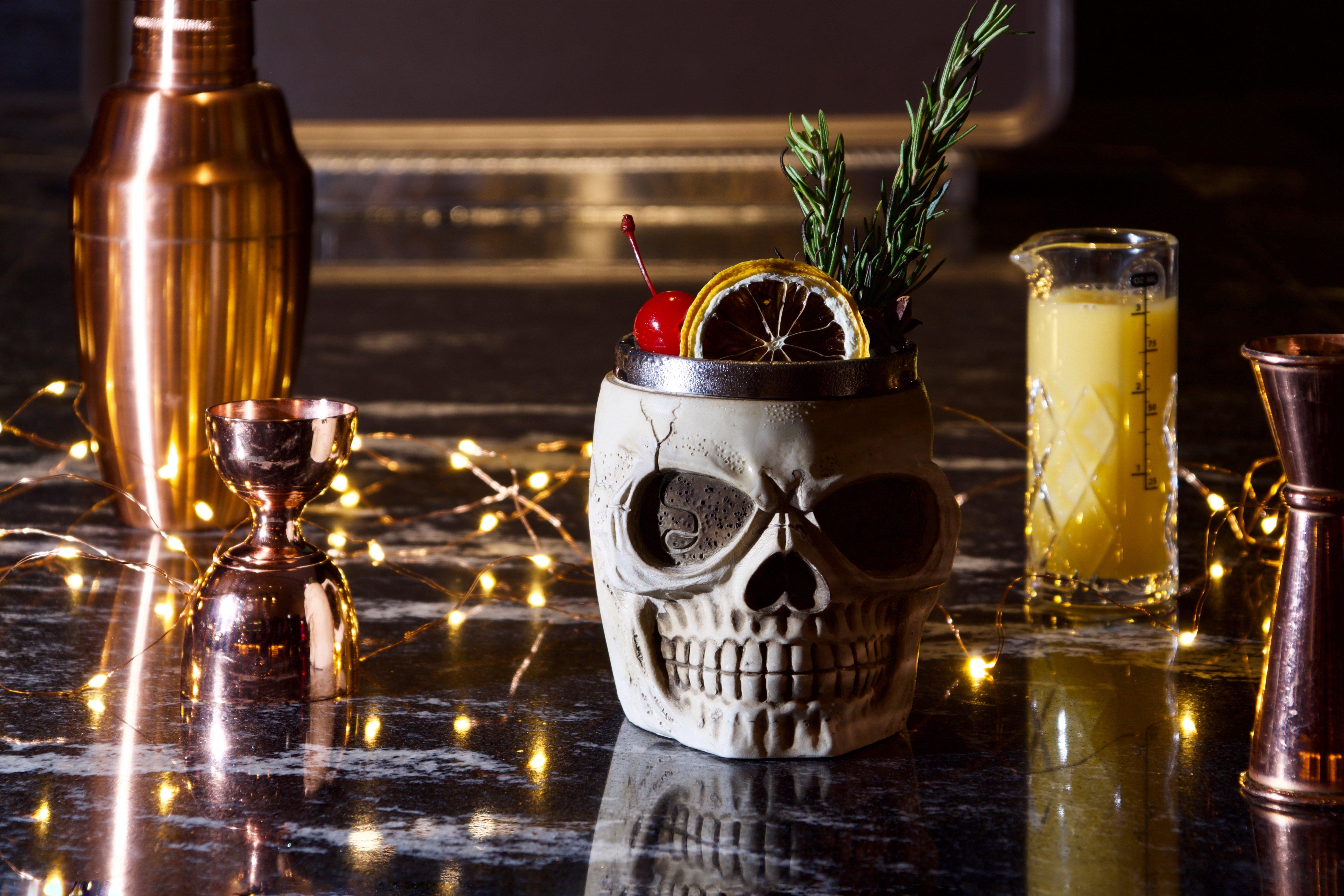 Hotel Indigo Phuket Patong By Ihg Ngoại thất bức ảnh A skull mug
