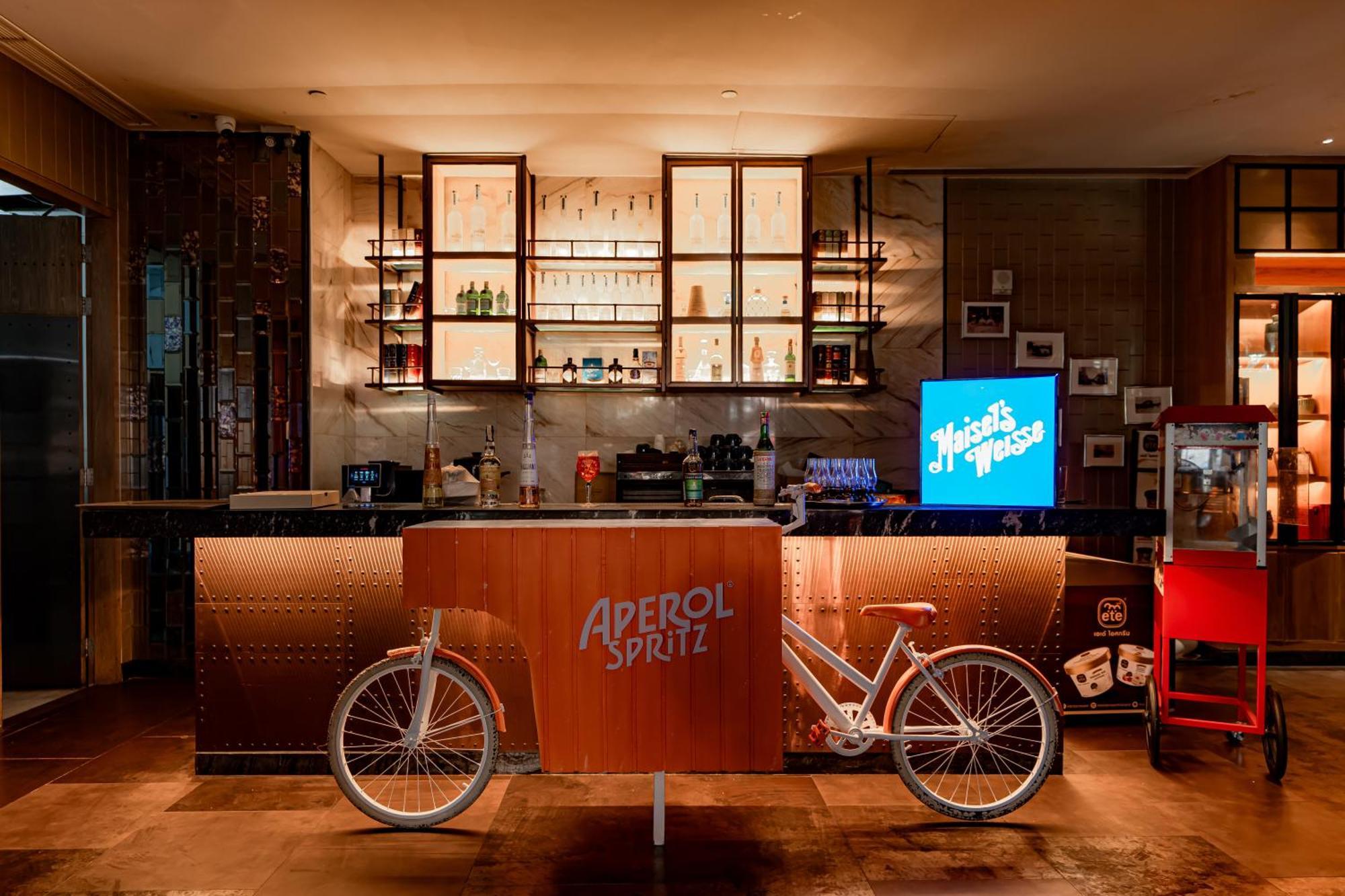 Hotel Indigo Phuket Patong By Ihg Ngoại thất bức ảnh Bicycle bar