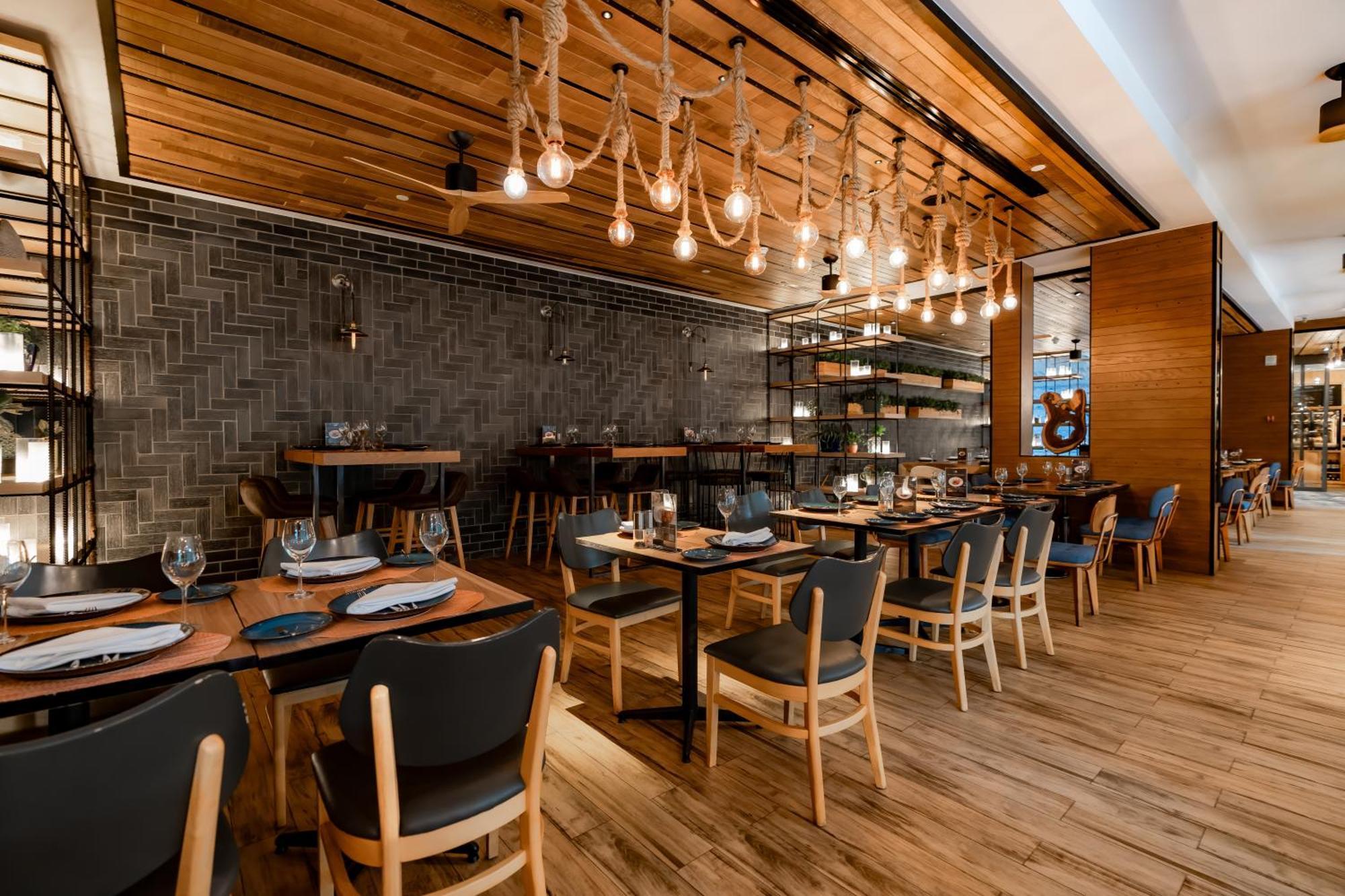 Hotel Indigo Phuket Patong By Ihg Ngoại thất bức ảnh Restaurant interior